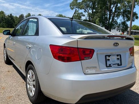 Used 2012 Kia Forte EX FWD image 7