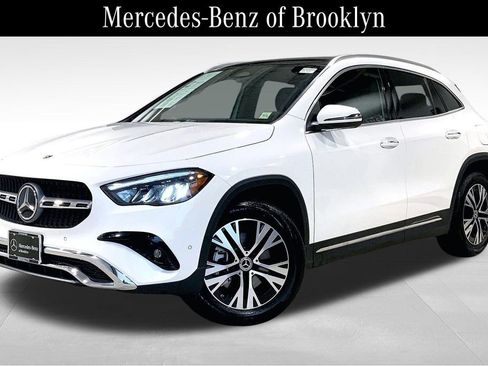Used 2026 Mercedes-Benz GLA 250 4MATIC image 2