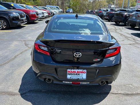 Used 2024 Toyota GR86 Premium RWD image 6