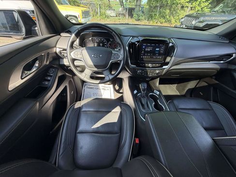 Certified 2023 Chevrolet Traverse Premier w/ Redline Edition AWD/4WD image 14