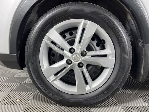 Used 2020 Nissan Kicks S w/ Interior Electronics Package image 12