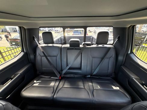Certified 2025 Ford F250 Lariat w/ Lariat Ultimate Package AWD/4WD image 29