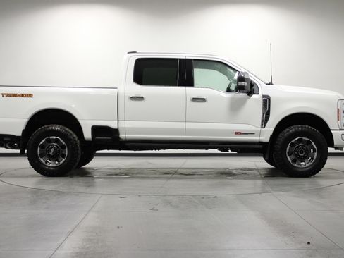 Used 2023 Ford F350 Platinum w/ Tremor Off-Road Package image 3
