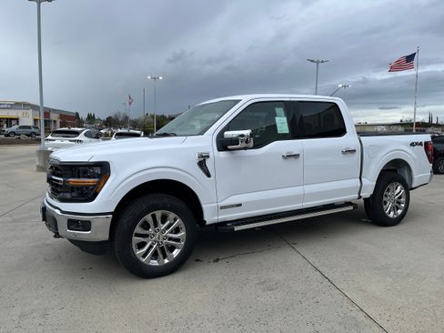 New 2026 Ford F150 XLT w/ Equipment Group 302A MID AWD/4WD image 1