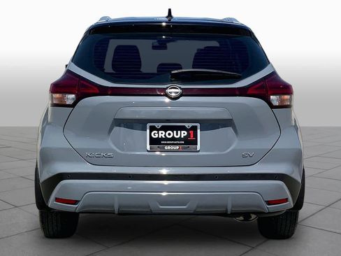 Used 2023 Nissan Kicks SV FWD image 5