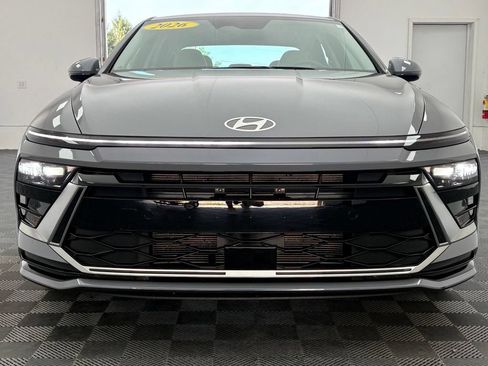 Used 2026 Hyundai Sonata SEL FWD image 10
