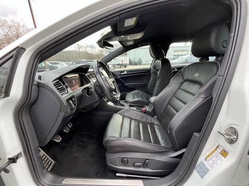 Used 2019 Volkswagen Golf R 4-Door image 26