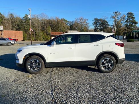 New 2025 Chevrolet Blazer LT w/ Driver Confidence Package image 5
