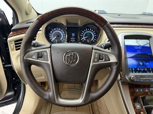 Used 2013 Buick LaCrosse Premium image 15