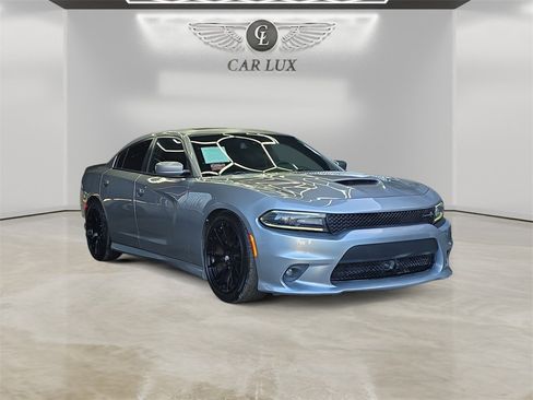 Used 2017 Dodge Charger R/T Scat Pack w/ Technology Group image 7