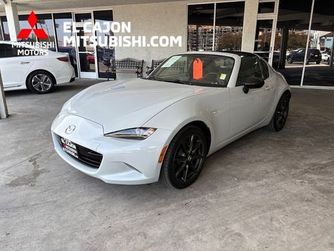 Used 2017 MAZDA MX-5 Miata RF Club RWD image 7