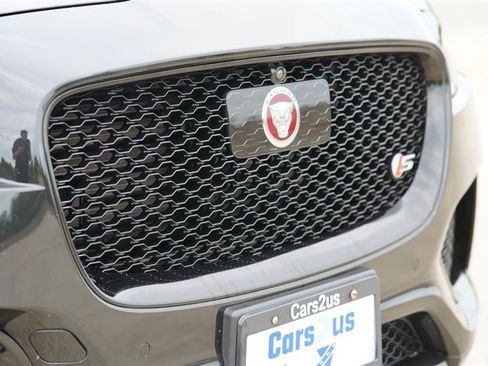 Used 2020 Jaguar F-PACE S AWD/4WD image 25