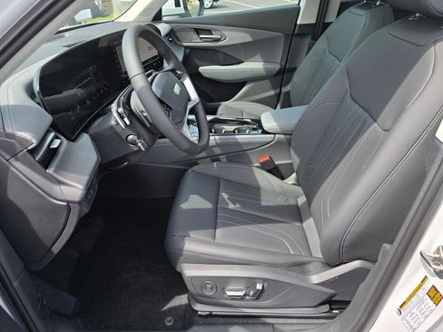 New 2026 Audi Q3 quattro 2.0T AWD/4WD image 12