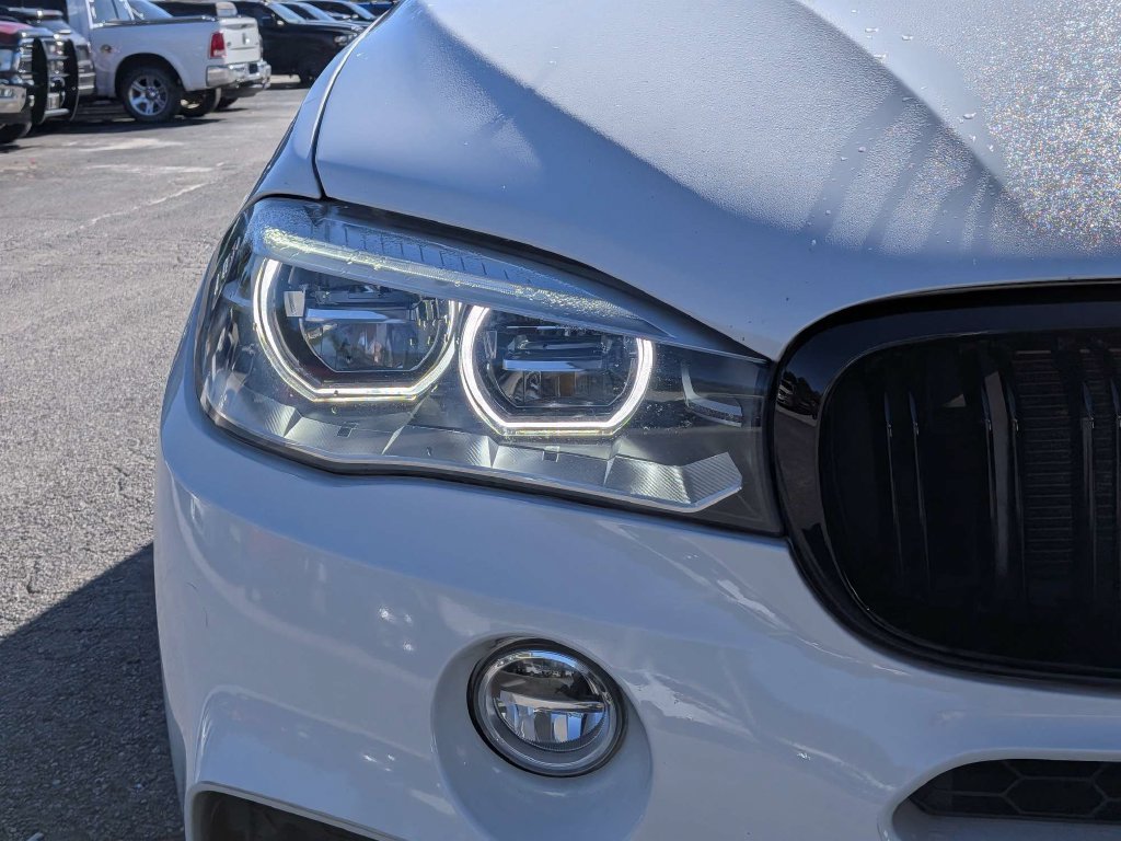 Used 2018 BMW X5 xDrive50i AWD/4WD image 9