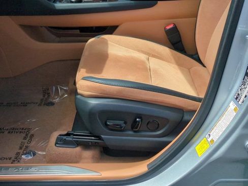 Used 2023 Lexus RZ 450e Premium w/ Accessory Package (Z1) AWD/4WD image 17
