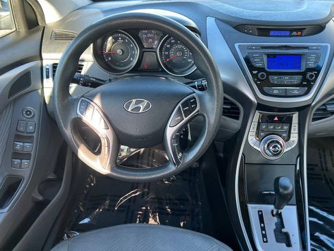 Used 2013 Hyundai Elantra GLS w/ Preferred Pkg FWD image 29