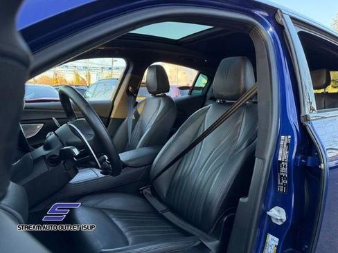Used 2023 Maserati Grecale Modena AWD/4WD image 33