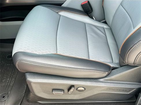 New 2025 Ford F150 Lariat w/ Equipment Group 501A Mid image 14