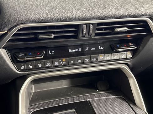New 2026 MAZDA CX-90 Plug-In Hybrid w/Premium Sport AWD/4WD image 29