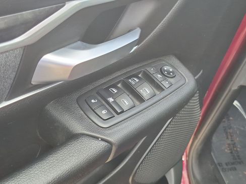 Used 2019 RAM 1500 Big Horn RWD image 12