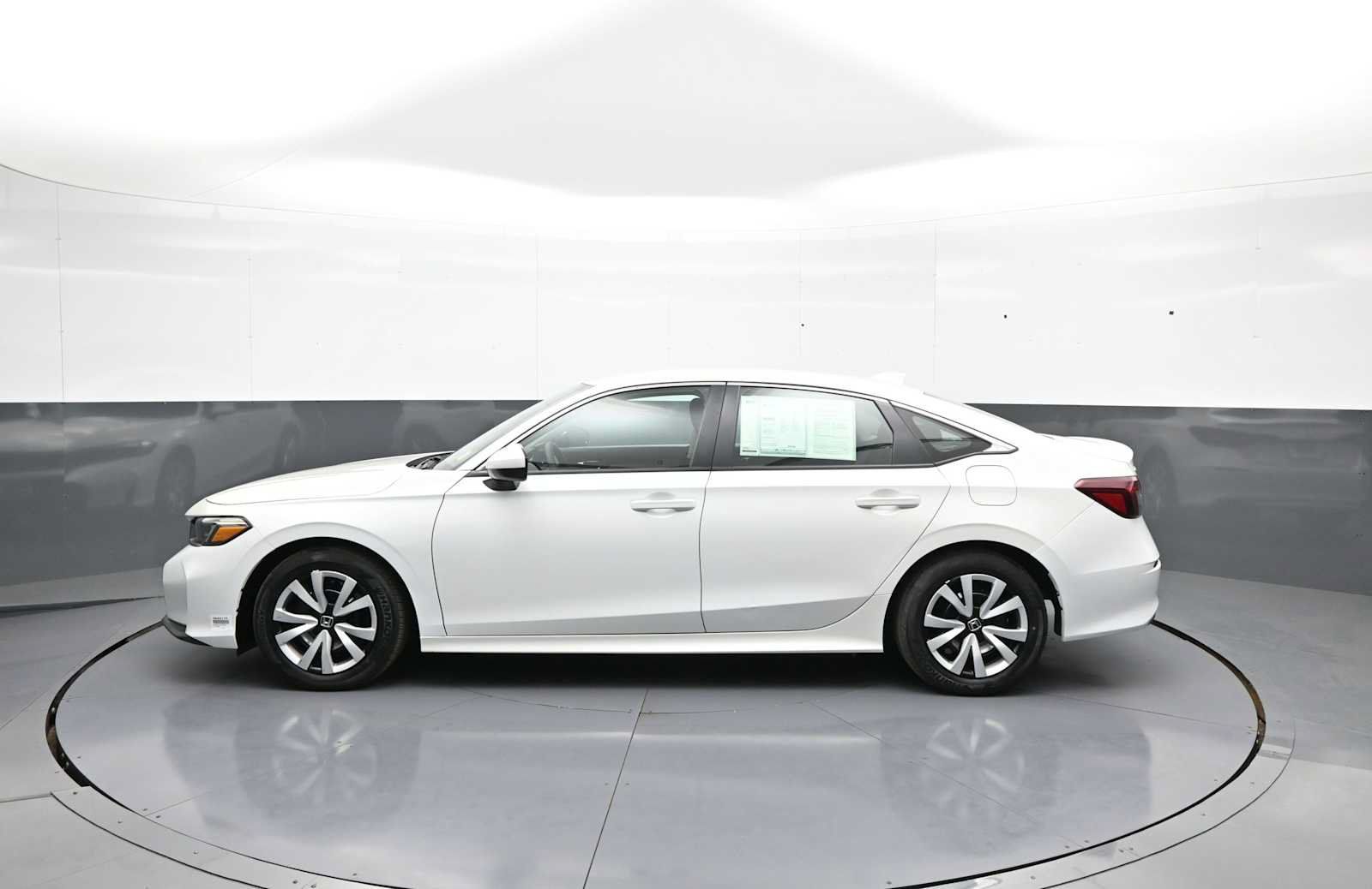 Certified 2025 Honda Civic LX image 9