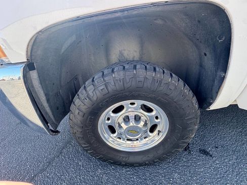 Used 2008 Chevrolet Silverado 2500 LT w/ 1LT Convenience Package image 45