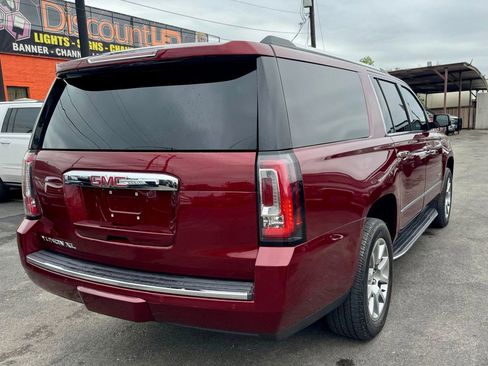 Used 2020 GMC Yukon XL Denali w/ Open Road Package image 10