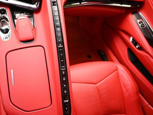 Used 2023 Chevrolet Corvette Stingray Premium Cpe w/ Z51 Performance Package image 15