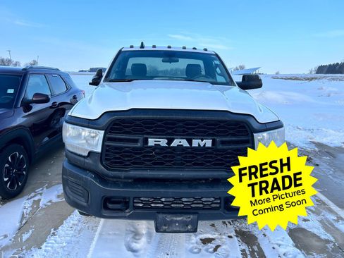 Used 2022 RAM 3500 Tradesman image 9