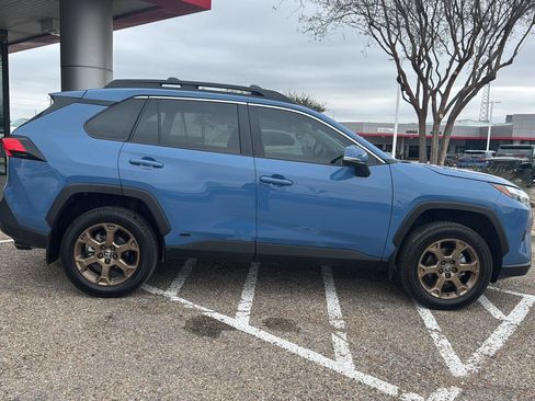 Used 2023 Toyota RAV4 AWD Hybrid image 2