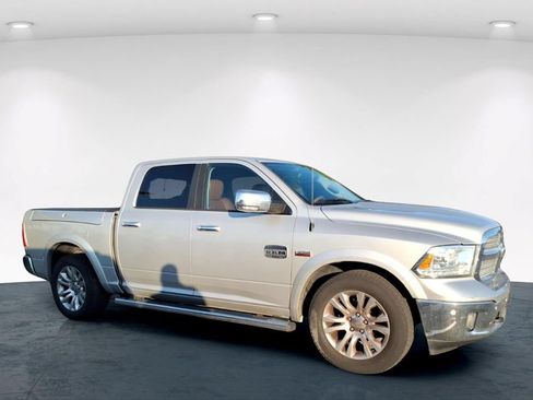 Used 2017 RAM 1500 Laramie Longhorn RWD image 15
