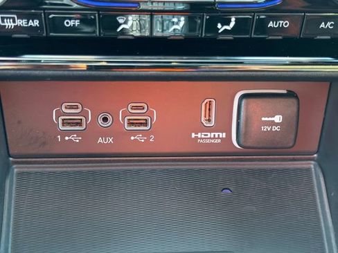 Used 2023 Jeep Grand Cherokee Summit image 36