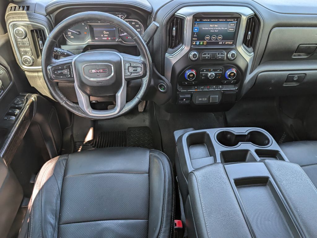 Used 2020 GMC Sierra 1500 Elevation w/ Elevation Value Package AWD/4WD image 9