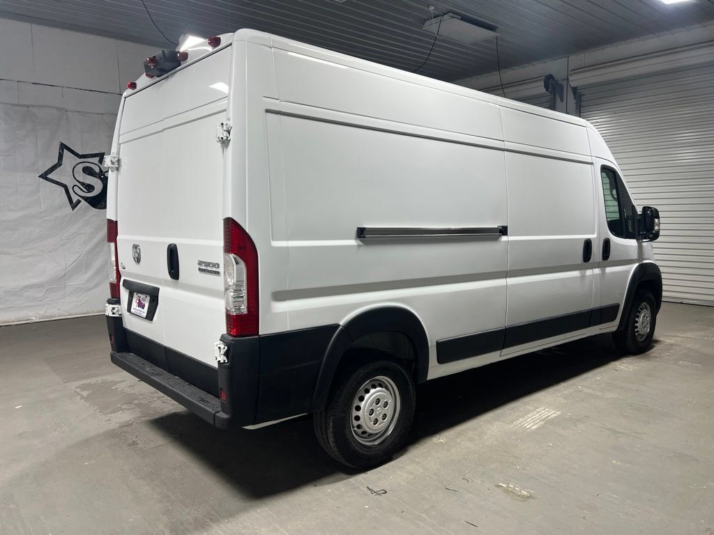 Used 2025 RAM ProMaster 2500 w/ Convenience Group FWD image 7