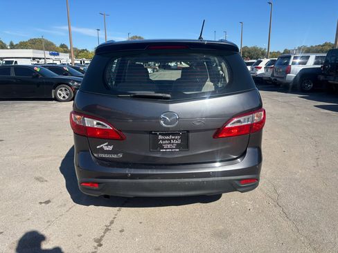 Used 2015 MAZDA MAZDA5 Touring image 4