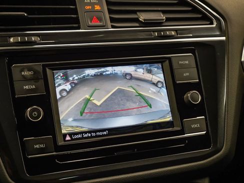 Used 2023 Volkswagen Tiguan S image 25