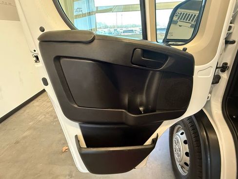 Used 2021 RAM ProMaster 2500 image 23