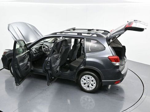 Used 2019 Subaru Forester Base w/ Alloy Wheel Package image 40