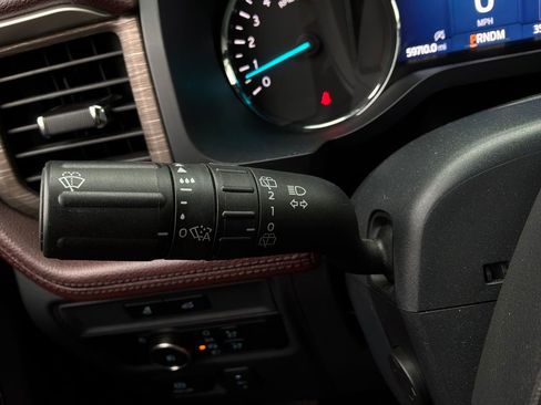 Used 2024 Ford Expedition Limited AWD/4WD image 41