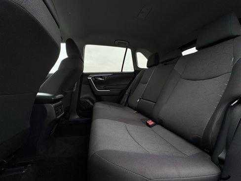 Used 2024 Toyota RAV4 XLE image 20