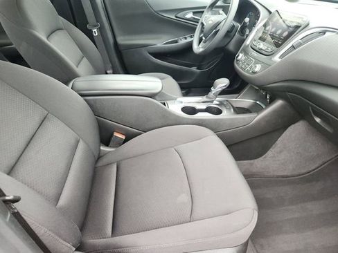 Used 2021 Chevrolet Malibu LT FWD image 10