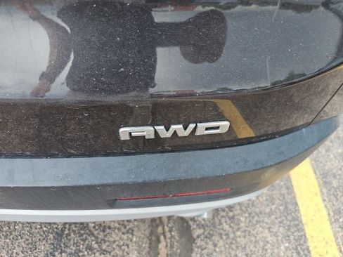 Used 2019 GMC Acadia SLT AWD/4WD image 6