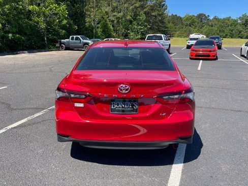 Used 2024 Toyota Camry LE FWD image 16