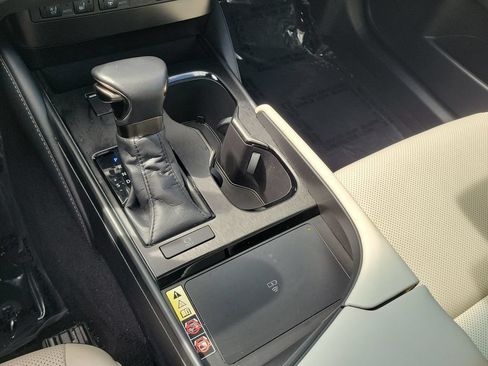 Used 2023 Lexus ES 350 w/ Premium Package FWD image 19