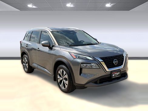 Used 2023 Nissan Rogue SV w/ SV Premium B Package FWD image 7