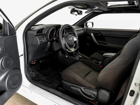 Used 2012 Scion tC FWD image 2