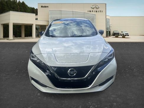 Used 2022 Nissan Leaf SL Plus FWD image 2