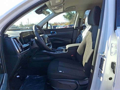 New 2026 Kia Sorento LX image 6
