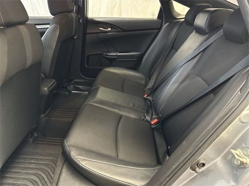 Used 2019 Honda Civic Sport image 12