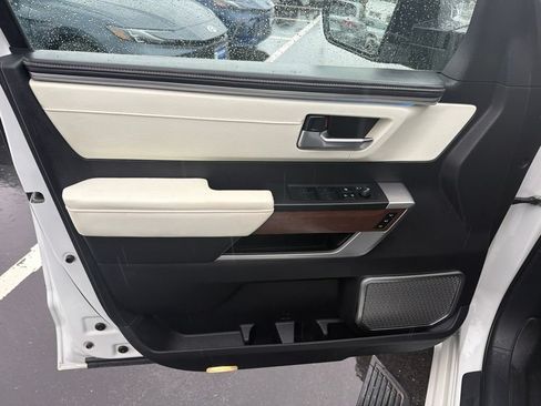 Used 2022 Toyota Tundra Capstone AWD/4WD image 18